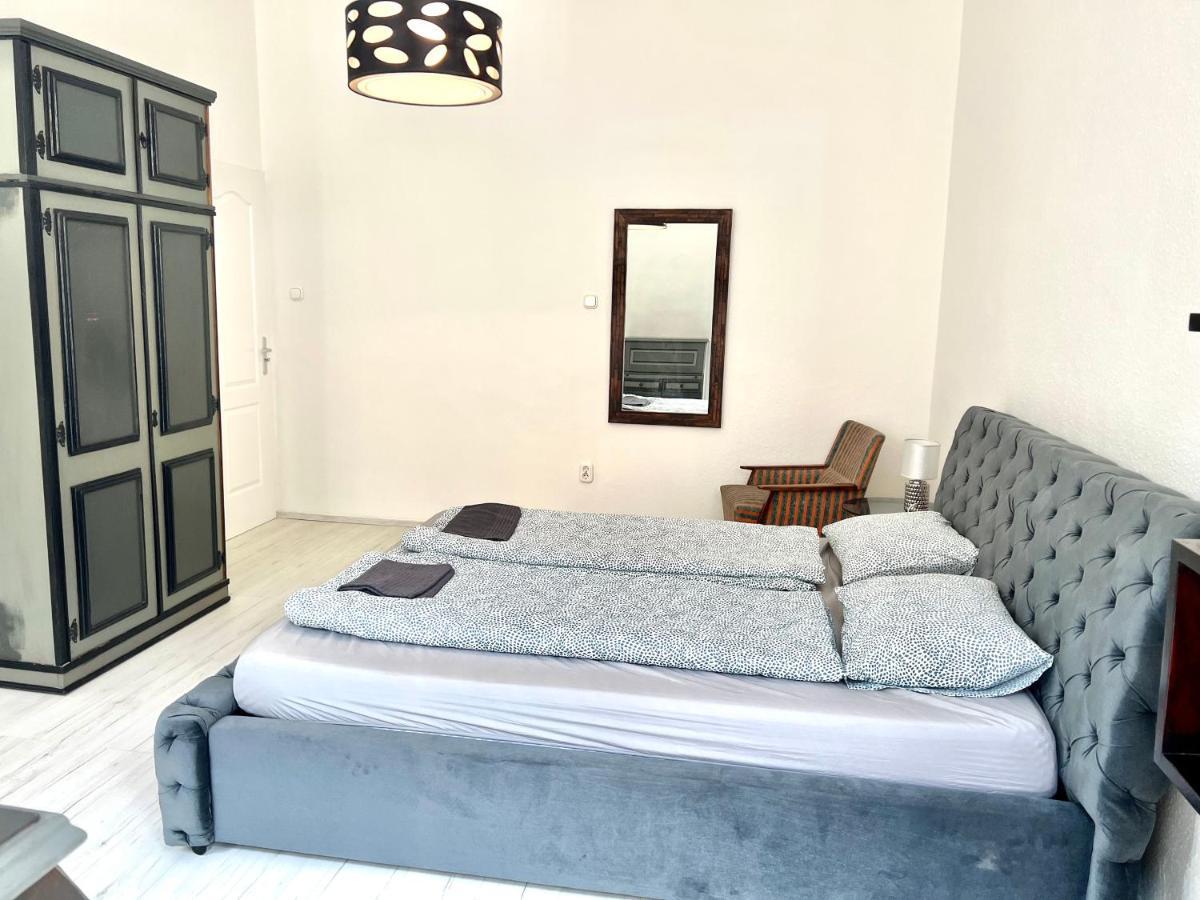L8 Guesthouse Budapest Ngoại thất bức ảnh